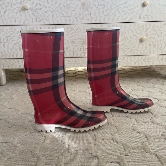 Burberry Rainboots, size 38, red check - Picture 1 of 7